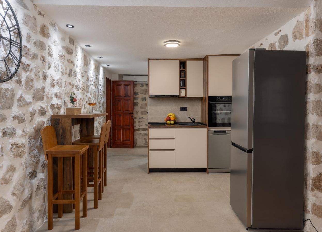 Quince&Sparkle Apartments Old Town كوتور المظهر الخارجي الصورة