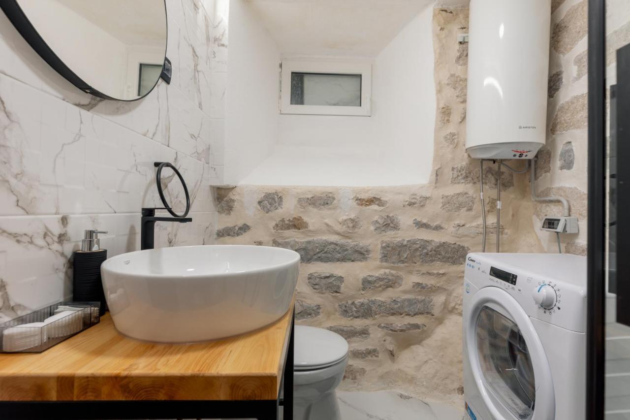 Quince&Sparkle Apartments Old Town كوتور المظهر الخارجي الصورة