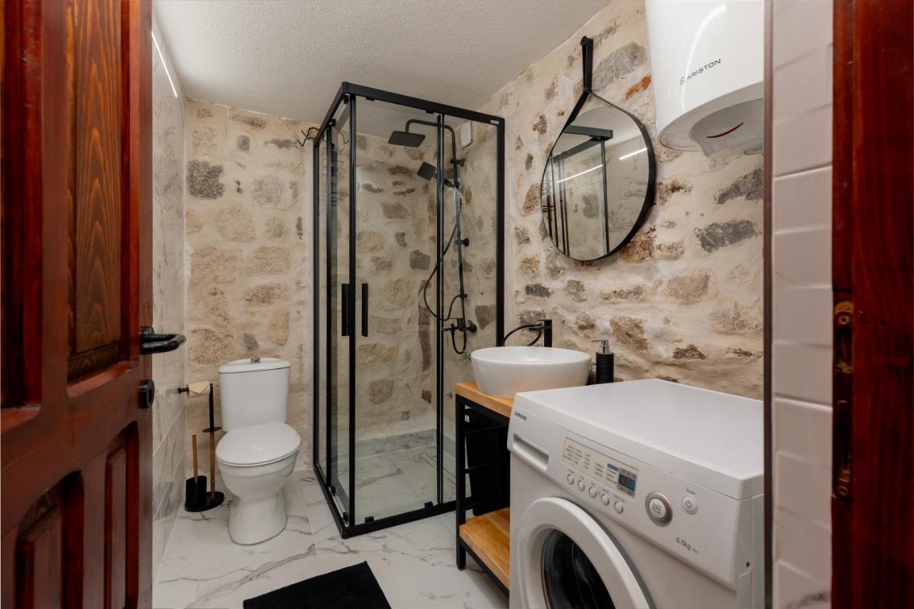 Quince&Sparkle Apartments Old Town كوتور المظهر الخارجي الصورة