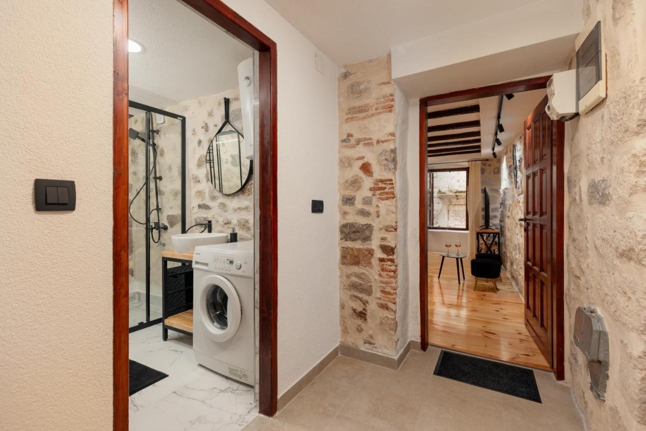 Quince&Sparkle Apartments Old Town كوتور المظهر الخارجي الصورة